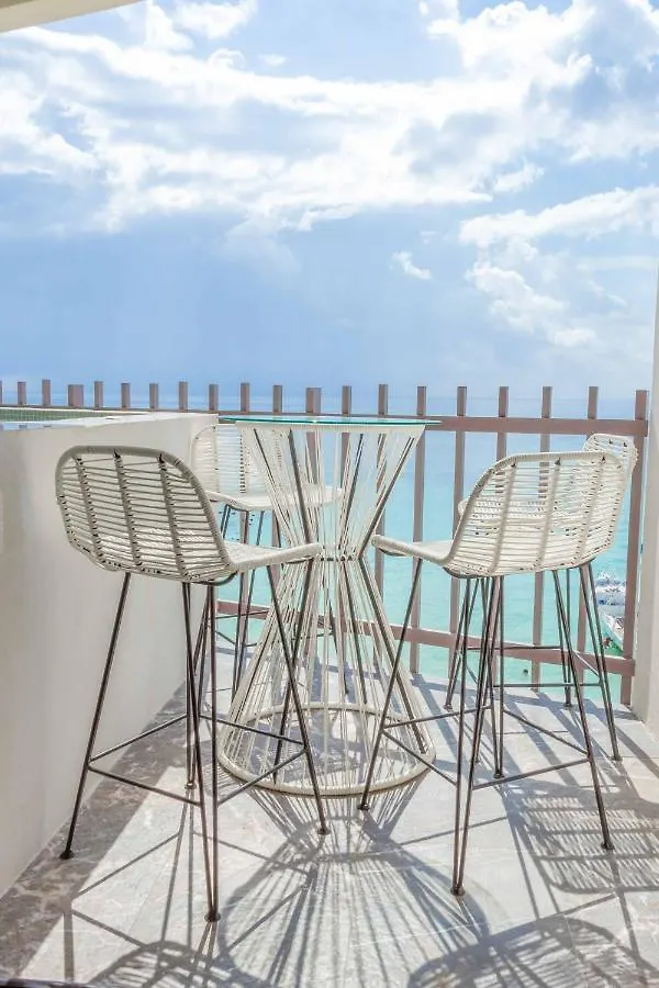 Hostpal Apartment In Playa Del Carmen Great View And Location